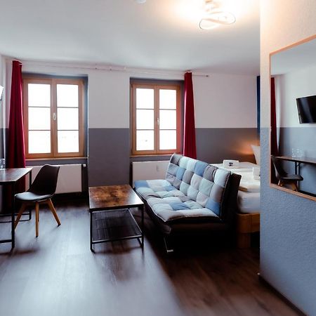 Restaurant Und Pension Alberthafen Dresden Eksteriør billede